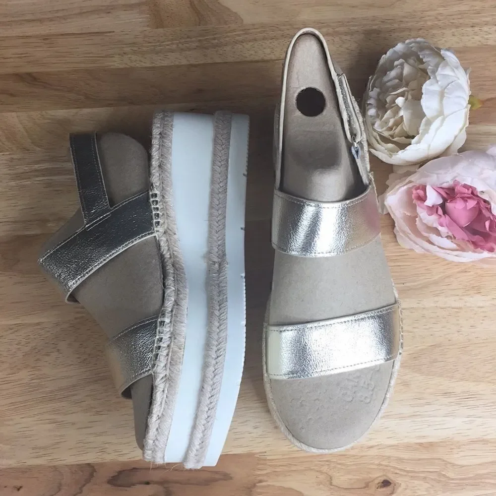 Marc Fisher Gold Platform Sandals 9.5M